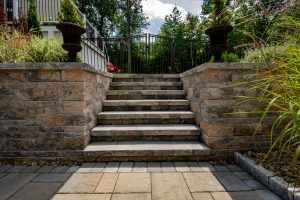 Techo Bloc Steps