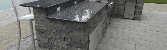 Choosing the Best Countertop Materials for Your Outdoor Kitchen