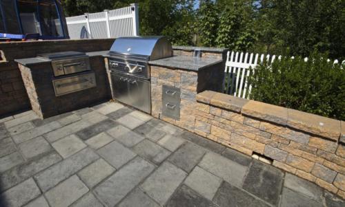 Outdoor Kitchen