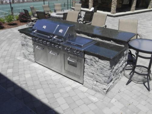Outdoor Kitchen
