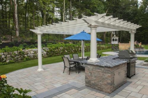 Outdoor Kitchen