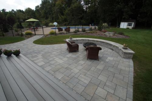 Backyard Paver Patio with retaining wall
