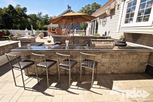 Outdoor Kitchen and Bar with Seating