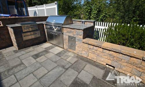 Outdoor Kitchen